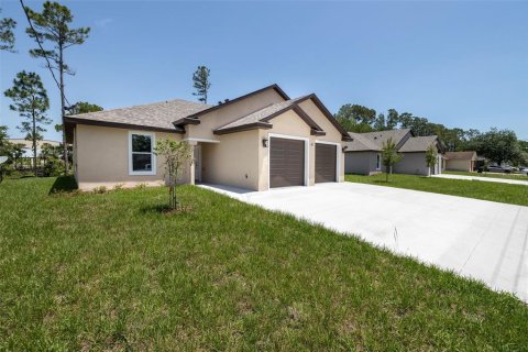 Apartment in Palm Coast, Florida 3 bedrooms, 110.27 sq.m. № 2224675 - photo 4
