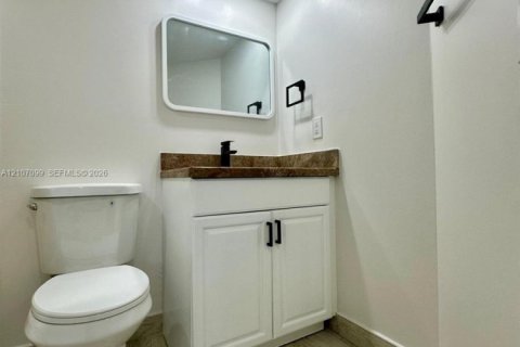 Copropriété à louer à Coral Springs, Floride: 2 chambres, 78.97 m2 № 2417780 - photo 14