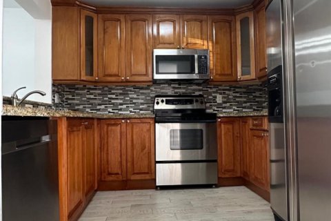 Copropriété à louer à Coral Springs, Floride: 2 chambres, 78.97 m2 № 2417780 - photo 4