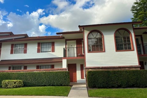 Condo à Coral Springs, Floride, 2 chambres  № 2417780