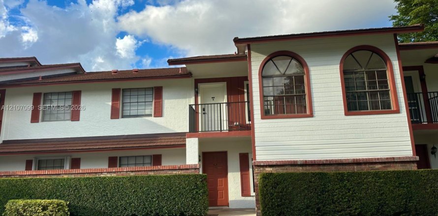 Condo à Coral Springs, Floride, 2 chambres  № 2417780