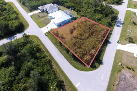 Land in Port Charlotte, Florida № 2158978