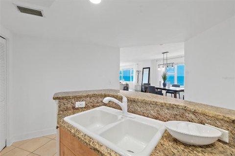 Condominio en venta en Daytona Beach Shores, Florida, 3 dormitorios, 192.49 m2 № 1831991 - foto 15