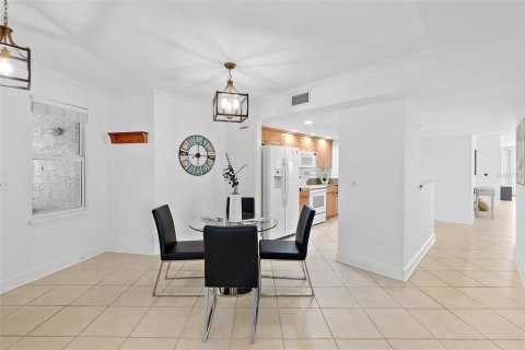 Condominio en venta en Daytona Beach Shores, Florida, 3 dormitorios, 192.49 m2 № 1831991 - foto 12
