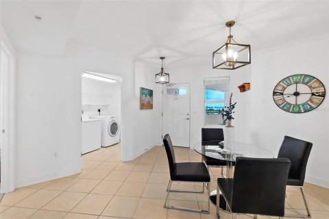 Condominio en venta en Daytona Beach Shores, Florida, 3 dormitorios, 192.49 m2 № 1831991 - foto 14