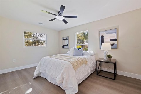 Casa en venta en Saint Petersburg, Florida, 3 dormitorios, 174.93 m2 № 2430478 - foto 26