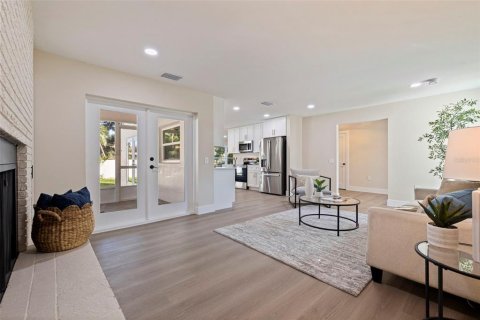 Casa en venta en Saint Petersburg, Florida, 3 dormitorios, 174.93 m2 № 2430478 - foto 7