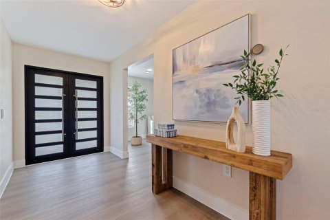 Casa en venta en Saint Petersburg, Florida, 3 dormitorios, 174.93 m2 № 2430478 - foto 3