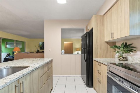 Villa ou maison à vendre à Orlando, Floride: 2 chambres, 135.82 m2 № 2400239 - photo 9