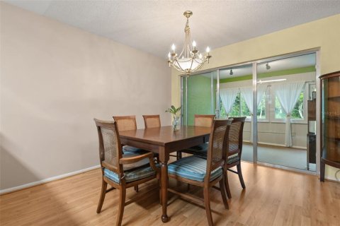 Villa ou maison à vendre à Orlando, Floride: 2 chambres, 135.82 m2 № 2400239 - photo 5