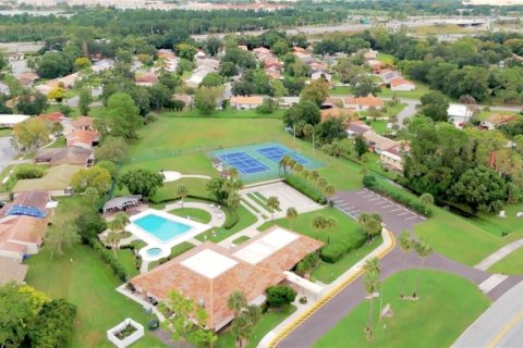 Villa ou maison à vendre à Orlando, Floride: 2 chambres, 135.82 m2 № 2400239 - photo 23