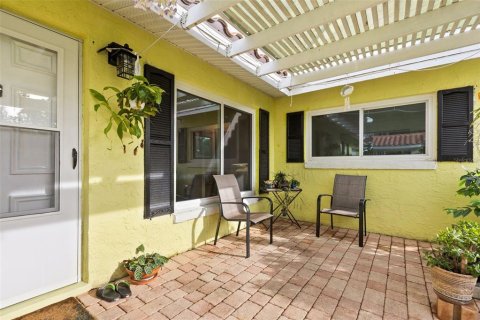 Villa ou maison à vendre à Orlando, Floride: 2 chambres, 135.82 m2 № 2400239 - photo 20