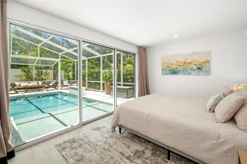 House in Sarasota, Florida 3 bedrooms, 178.37 sq.m. № 1821423 - photo 25