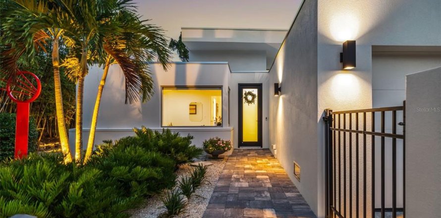 House in Sarasota, Florida 3 bedrooms, 178.37 sq.m. № 1821423