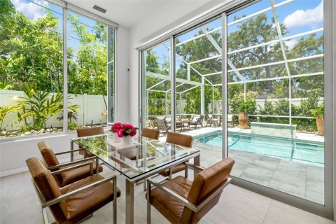 House in Sarasota, Florida 3 bedrooms, 178.37 sq.m. № 1821423 - photo 19