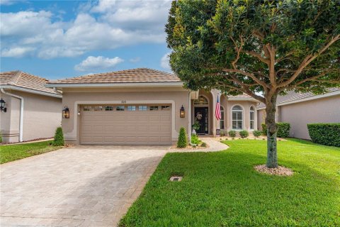 House in DeBary, Florida 3 bedrooms, 197.42 sq.m. № 2408460 - photo 4