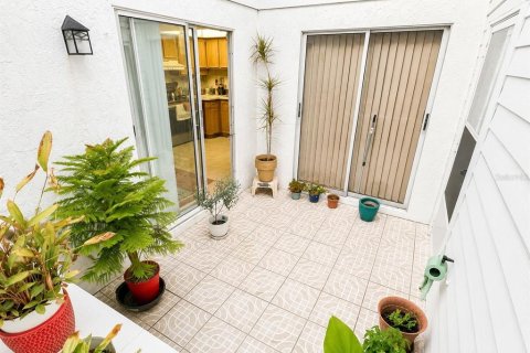 Casa en venta en Palm Harbor, Florida, 2 dormitorios, 89.19 m2 № 2206945 - foto 9