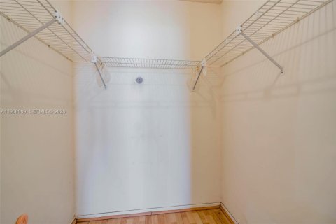 Купить кондоминиум в Халландейл-Бич, Флорида 2 спальни, 85.84м2, № 2032031 - фото 20