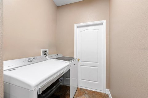 Casa en venta en Holiday, Florida, 5 dormitorios, 232.26 m2 № 1843440 - foto 23