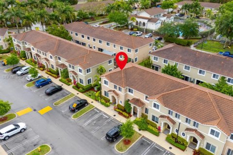Touwnhouse à vendre à Homestead, Floride: 4 chambres, 127.65 m2 № 2065067 - photo 5