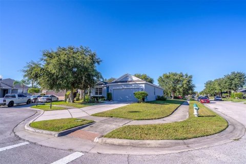Villa ou maison à vendre à Orlando, Floride: 3 chambres, 169.55 m2 № 2356283 - photo 4