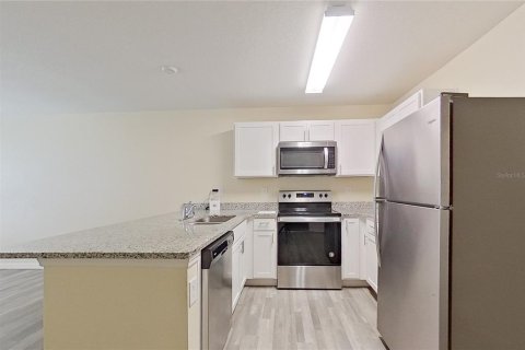 Villa ou maison à louer à Brooksville, Floride: 3 chambres, 96.9 m2 № 2115346 - photo 7