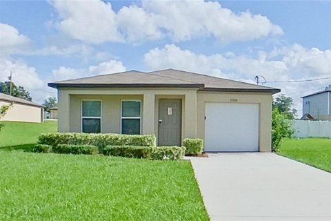 Casa en Brooksville, Florida 3 dormitorios, 96.9 m2 № 2115346