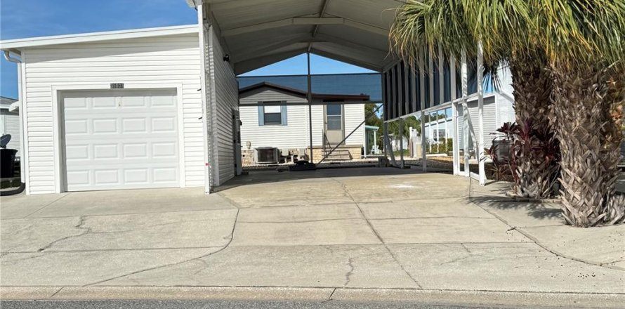 Land in Zephyrhills, Florida № 2165951
