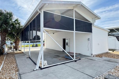 Land in Zephyrhills, Florida № 2165951 - photo 5