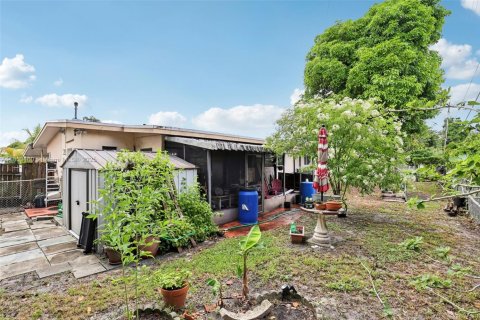 Casa en venta en North Miami Beach, Florida, 3 dormitorios, 147.34 m2 № 1880039 - foto 29