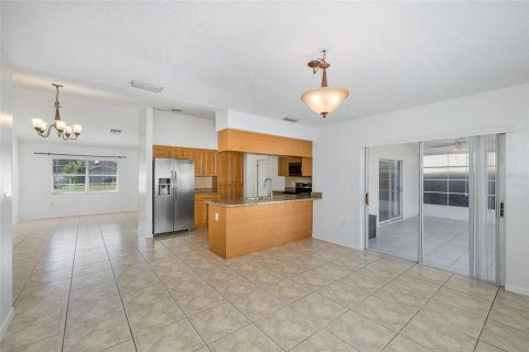 Villa ou maison à vendre à New Port Richey, Floride: 3 chambres, 141.95 m2 № 2419040 - photo 18