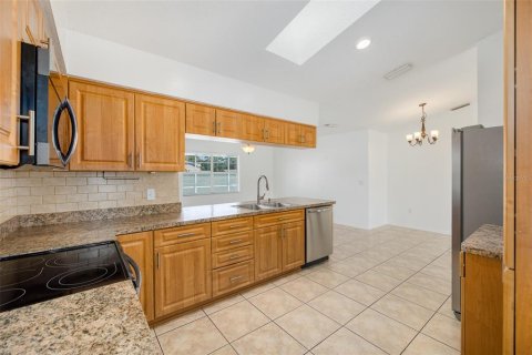 Villa ou maison à vendre à New Port Richey, Floride: 3 chambres, 141.95 m2 № 2419040 - photo 14