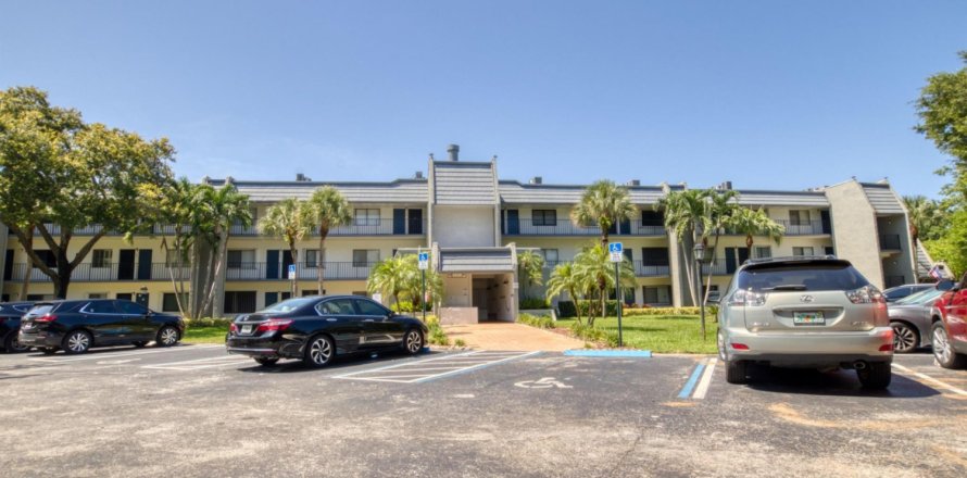 Condominio en Lake Worth, Florida, 1 dormitorio № 1182012