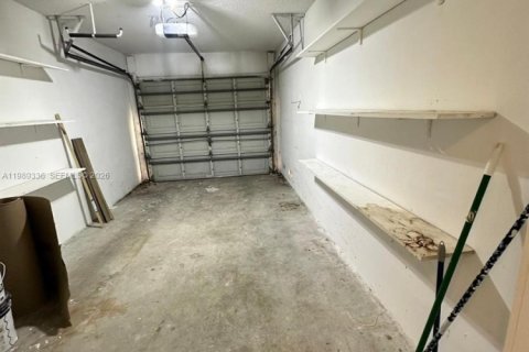 Touwnhouse à louer à Miami, Floride: 3 chambres, 175.59 m2 № 2051498 - photo 19