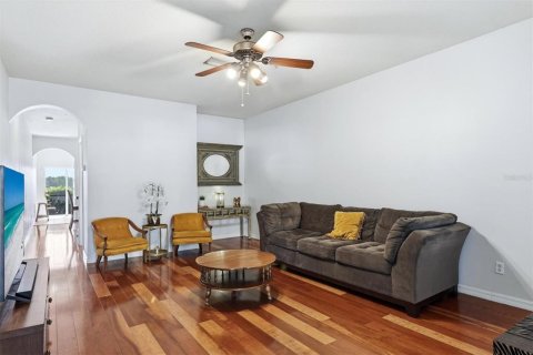 Adosado en venta en Bradenton, Florida, 2 dormitorios, 132.76 m2 № 2103132 - foto 3