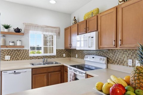 Adosado en venta en Bradenton, Florida, 2 dormitorios, 132.76 m2 № 2103132 - foto 12
