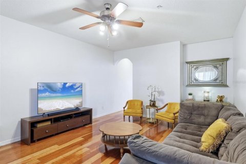 Adosado en venta en Bradenton, Florida, 2 dormitorios, 132.76 m2 № 2103132 - foto 6