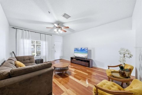 Adosado en venta en Bradenton, Florida, 2 dormitorios, 132.76 m2 № 2103132 - foto 5
