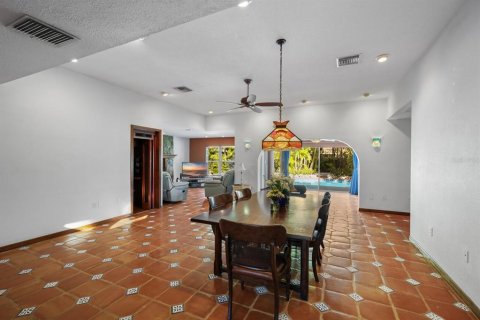 Villa ou maison à vendre à Holmes Beach, Floride: 4 chambres, 229.65 m2 № 1089923 - photo 12