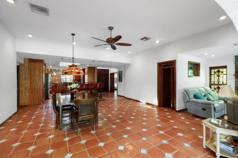 Villa ou maison à vendre à Holmes Beach, Floride: 4 chambres, 229.65 m2 № 1089923 - photo 17