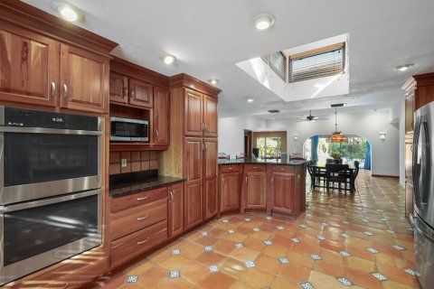 Villa ou maison à vendre à Holmes Beach, Floride: 4 chambres, 229.65 m2 № 1089923 - photo 11
