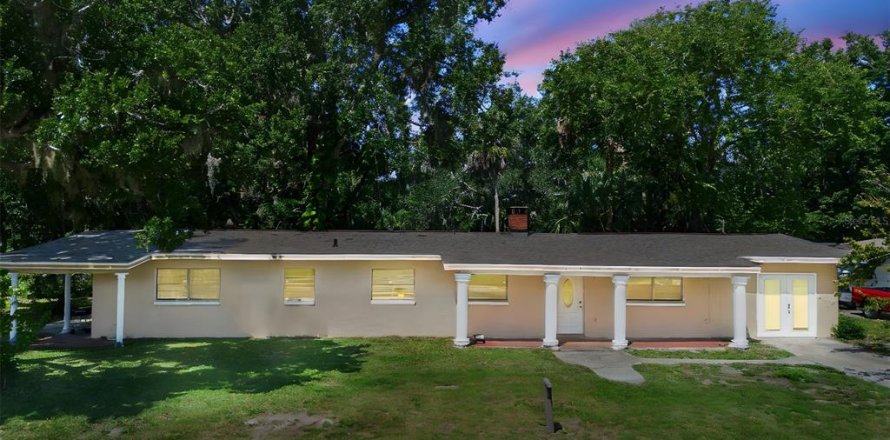 Villa ou maison à Daytona Beach, Floride 3 chambres, 191.38 m2 № 1842263