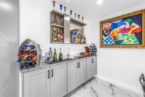 Villa ou maison à vendre à Madeira Beach, Floride: 4 chambres, 335.75 m2 № 2222450 - photo 25