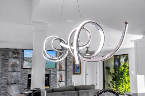 Villa ou maison à vendre à Madeira Beach, Floride: 4 chambres, 335.75 m2 № 2222450 - photo 30