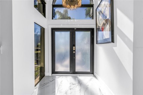 Villa ou maison à vendre à Madeira Beach, Floride: 4 chambres, 335.75 m2 № 2222450 - photo 8