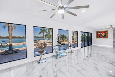 Villa ou maison à vendre à Madeira Beach, Floride: 4 chambres, 335.75 m2 № 2222450 - photo 19
