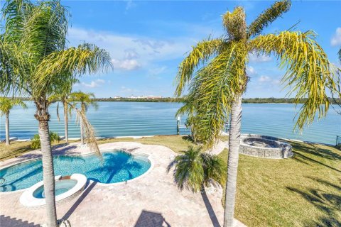 Villa ou maison à vendre à Madeira Beach, Floride: 4 chambres, 335.75 m2 № 2222450 - photo 5