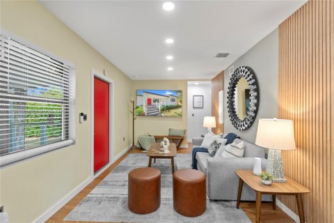 Снять в аренду виллу или дом в Норт-Майами, Флорида 3 спальни, 147.71м2, № 1987950 - фото 4