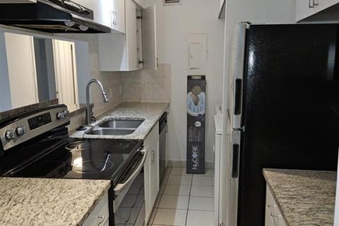 Copropriété à vendre à Tamarac, Floride: 2 chambres, 100.43 m2 № 2182672 - photo 9