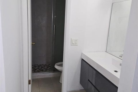 Copropriété à vendre à Tamarac, Floride: 2 chambres, 100.43 m2 № 2182672 - photo 6